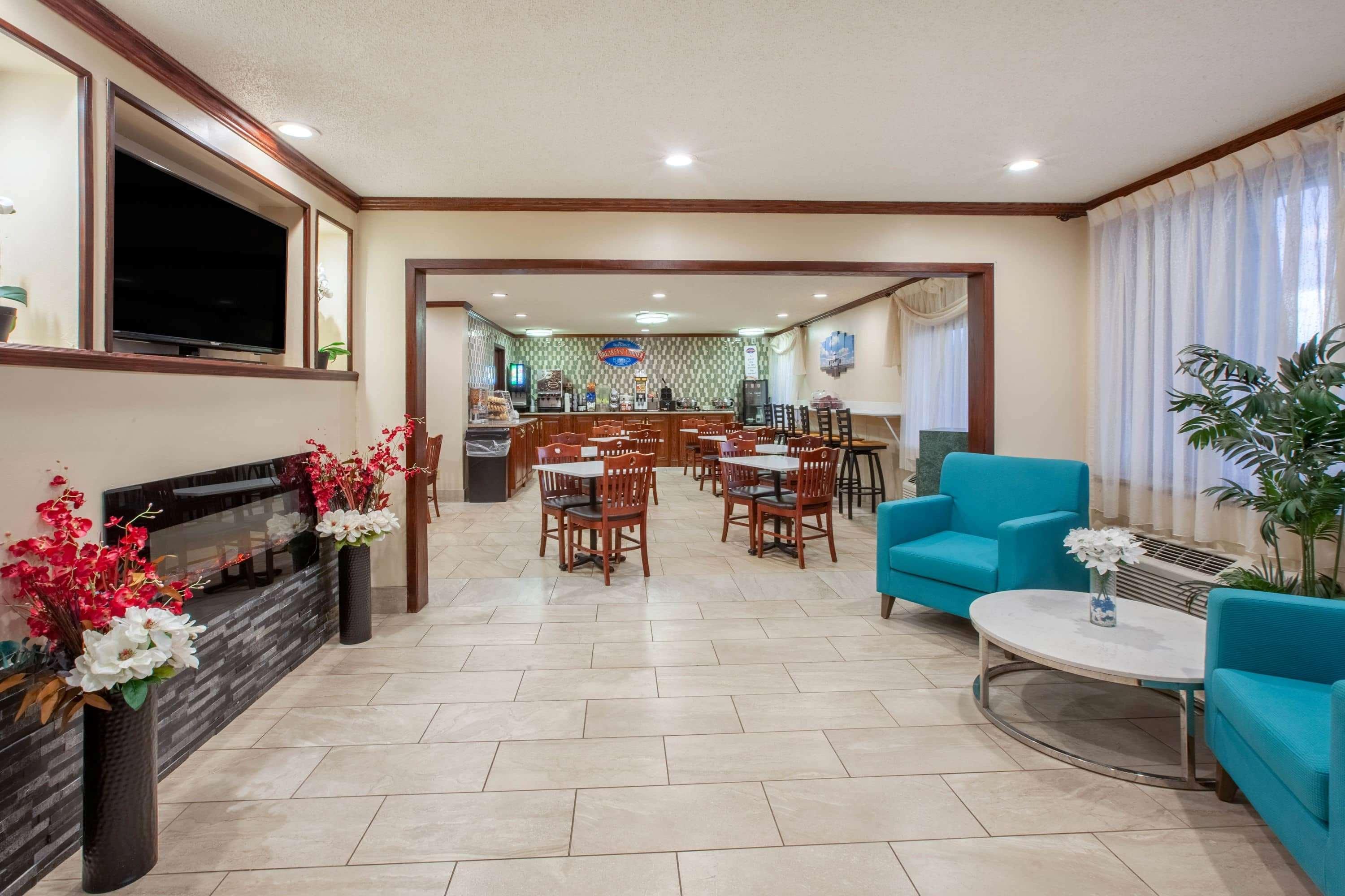 Готель Baymont By Wyndham Grand Rapids Airport Cascade Екстер'єр фото